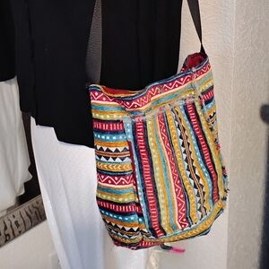 Mayo Fiesta Striped Chenille Women's Shoulder Bag Round Bottom